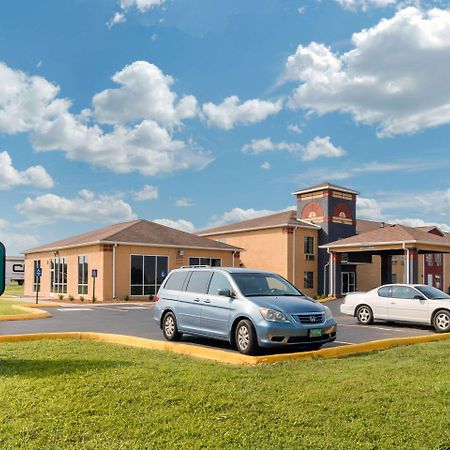 Quality Inn Cadiz Bagian luar foto