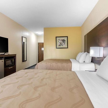 Quality Inn Cadiz Bagian luar foto